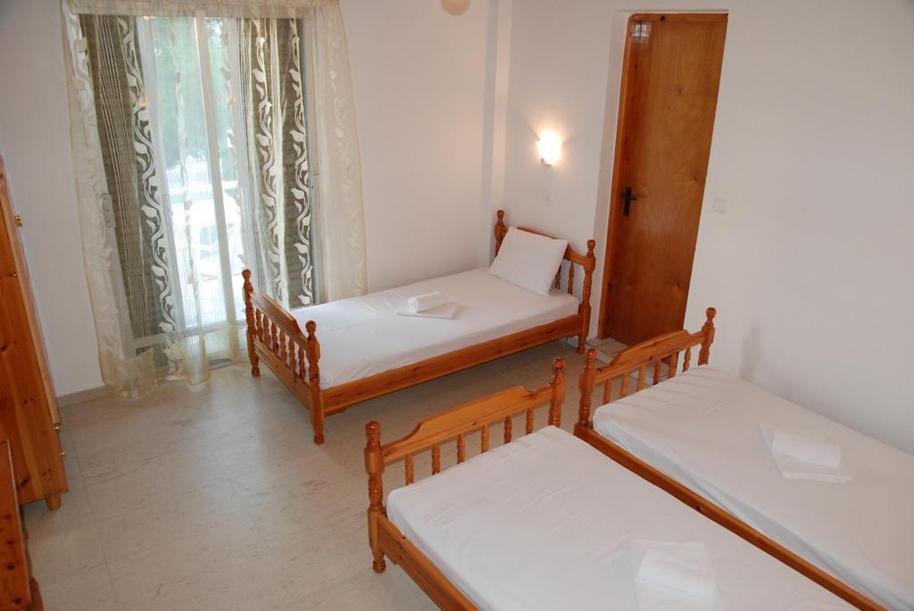 Soti'S Rooms Skala Rachoni  Habitación foto